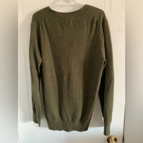 J. Crew Olive Green V-Neck Wool Blend Cardigan Sweater Size Large - Picture 2 of 5